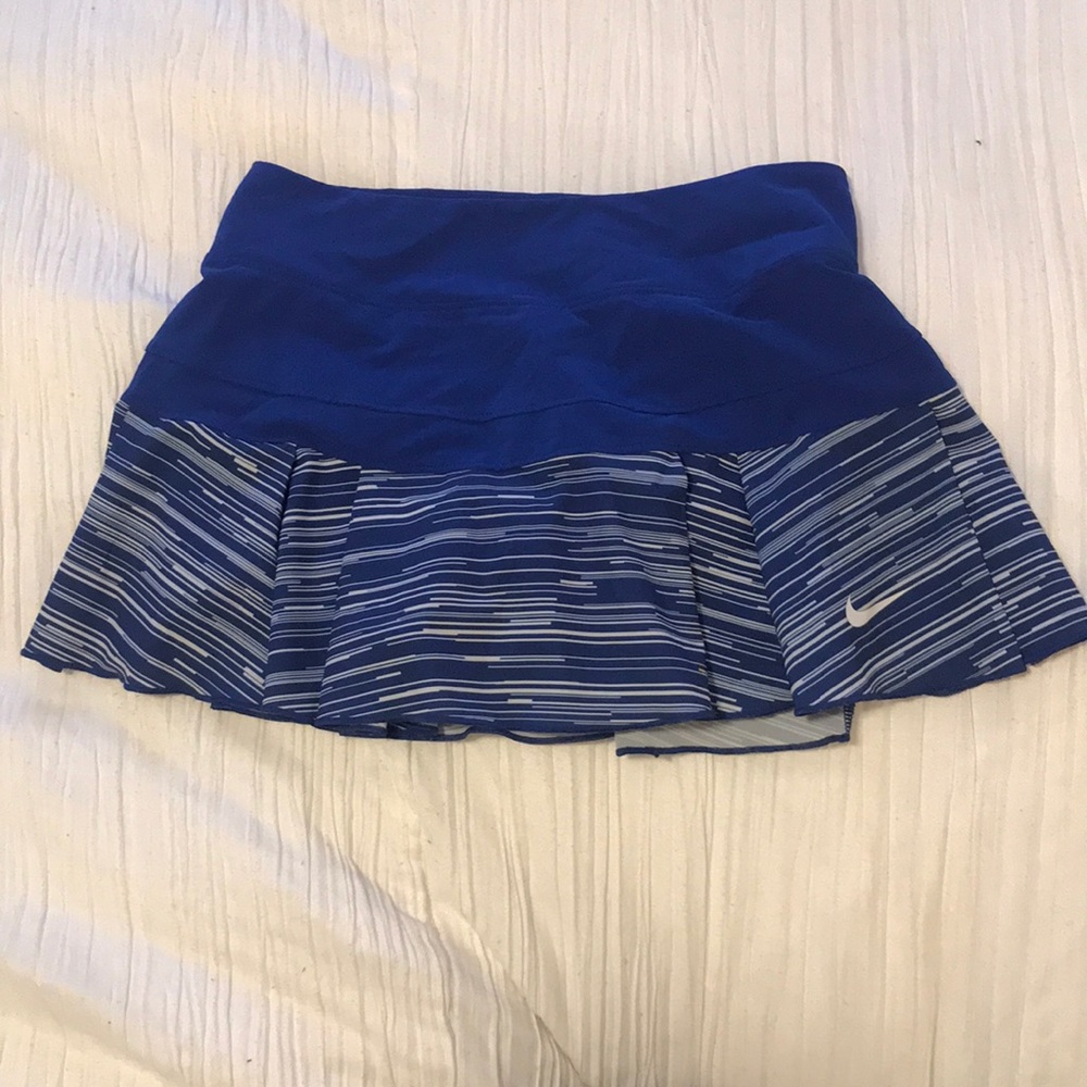 nike workout/ tennis skirt